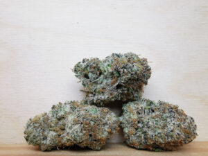 Best Sativa Weed Strains in Canada 2021, BuyWeed247