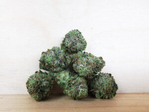 Best Indica Weed Strains in Canada 2021, BuyWeed247