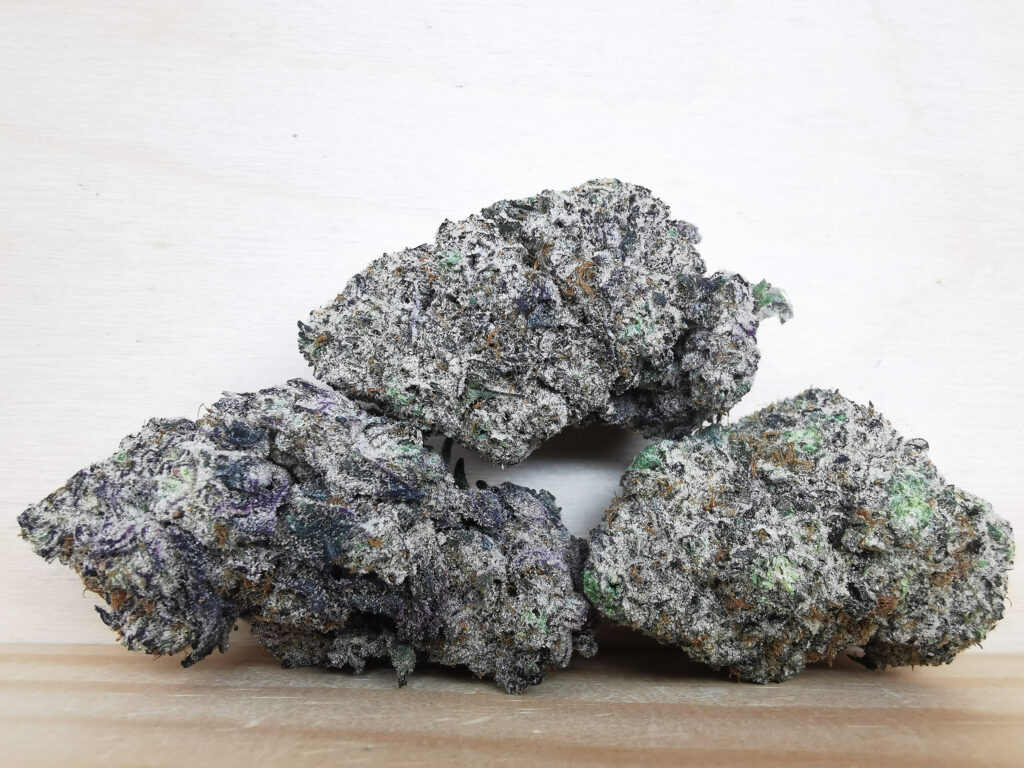 Buy Edibles Online Nanaimo, BuyWeed247