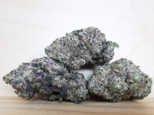 Best Indica Weed Strains in Canada 2021, BuyWeed247