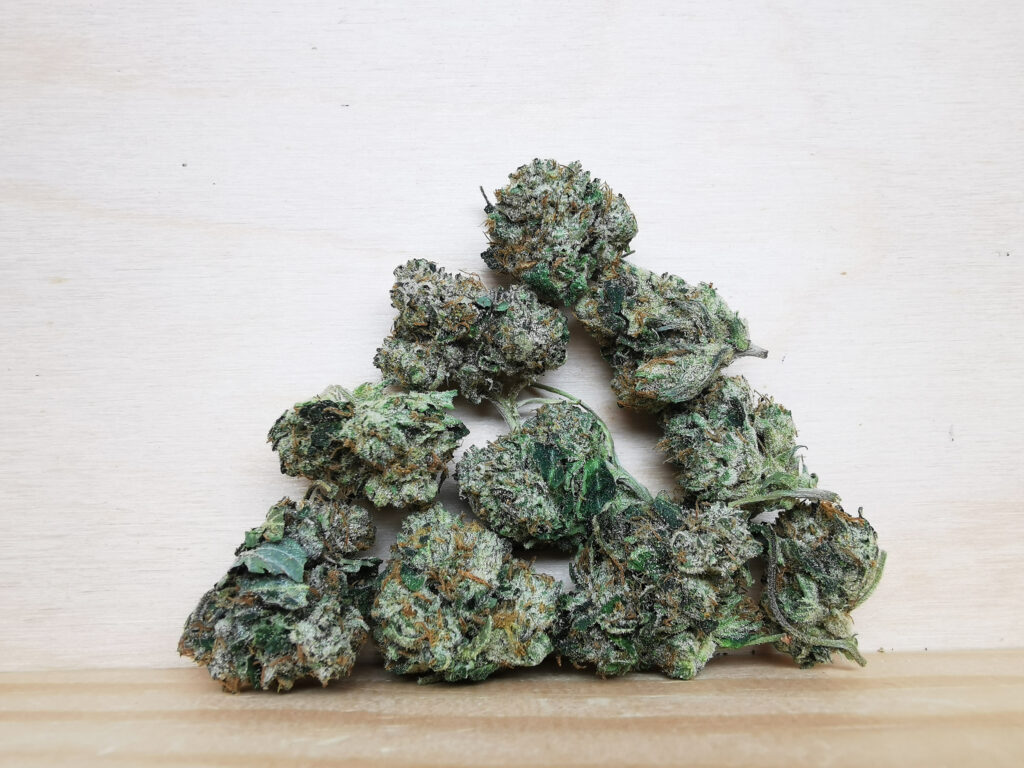Buy Weed Online Canada Best Dispensary Steinbach Manitoba, BuyWeed247