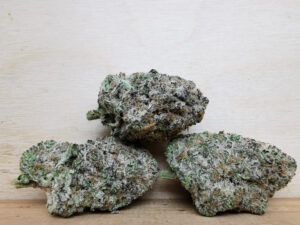 Best Indica Weed Strains in Canada 2021, BuyWeed247