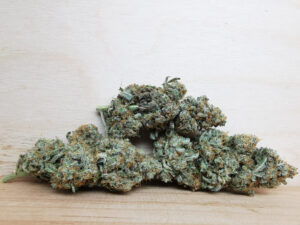 Best Indica Weed Strains in Canada 2021, BuyWeed247