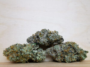 Best Sativa Weed Strains in Canada 2021, BuyWeed247