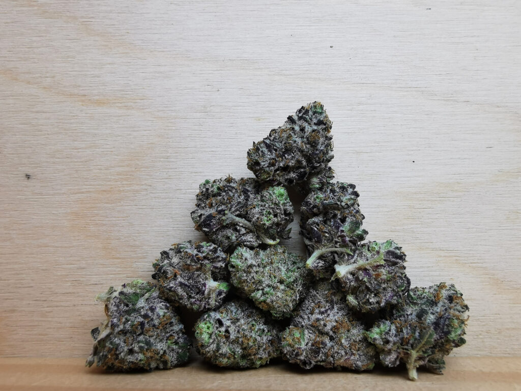 Buy Cheap Weed Online Dispensary Lloydminster Alberta, BuyWeed247